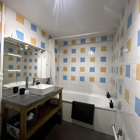 Cote D'eau Et Jardin Lägenhet